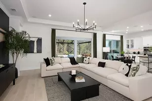 997 Tassleflower Trl, Saint Cloud, FL 34771 - Photo 5