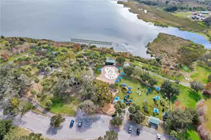 2703 18th St S, Saint Petersburg, FL 33712 - Photo 25