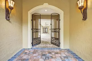 11226 Macaw Ct, Windermere, FL 34786 - Photo 3