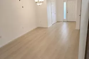 8520 Broken Willow Ct, Tampa, FL 33647 - Photo 5