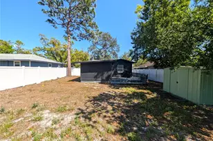 8004 N Blvd, Tampa, FL 33604 - Photo 15