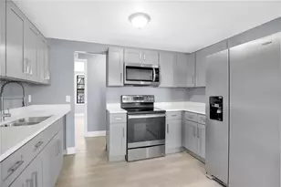 3075 Fifer Dr, Deltona, FL 32738 - Photo 9