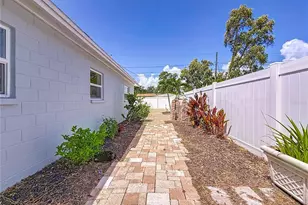 3768 Arkansas Ave NE, Saint Petersburg, FL 33703 - Photo 37