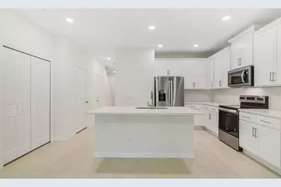 543 Southern Edge Way, Sanford, FL 32771 - Photo 3