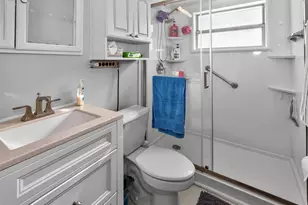 10223 N Armenia Ave, Tampa, FL 33612 - Photo 25