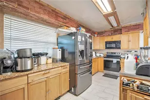 5108 Figwood Ln, Orlando, FL 32808 - Photo 9