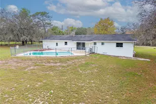 22820 Sorrento Ave., Sorrento, FL 32776 - Photo 7