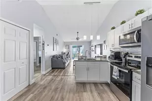 114 Winter Ridge Cir, Orlando, FL 32835 - Photo 13