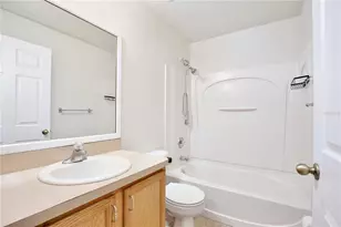 1236 Blackwater Pond Dr, Orlando, FL 32828 - Photo 21