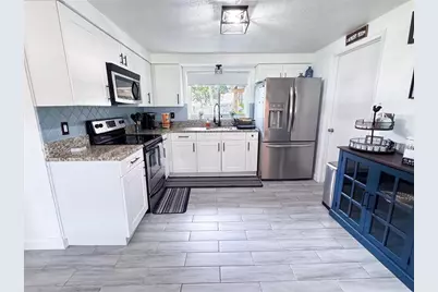 9616 Pine Ridge Avenue, Riverview, FL 33578 - Photo 3