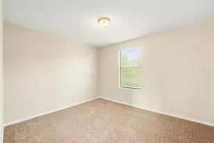 2727 Eagle Cliff Dr, Kissimmee, FL 34746 - Photo 11