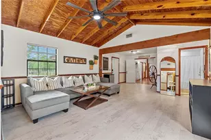 13910 Corkwood Ln, Astatula, FL 34705 - Photo 15