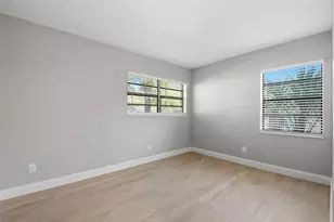 405 Shore Dr E, Oldsmar, FL 34677 - Photo 33