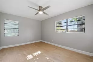 405 Shore Dr E, Oldsmar, FL 34677 - Photo 39