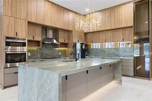 812 Johns Point Dr, Oakland, FL 34787 - Photo 23