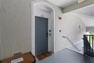 8105 Coconut Palm Way, Kissimmee, FL 34747 - Photo 3