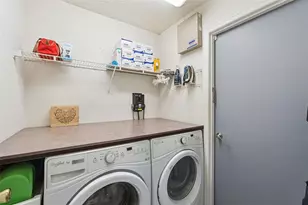 326 Canary Island Cir, Davenport, FL 33837 - Photo 19