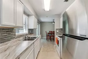 2072 Burma Rd, New Smyrna Beach, FL 32168 - Photo 9