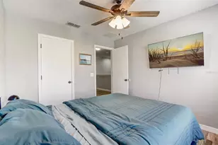 517 Lake Eagle Ln, Sanford, FL 32773 - Photo 17