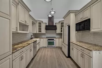 1330 Cherry Street NE, Saint Petersburg, FL 33701 - Photo 23