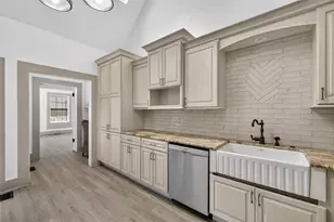 1330 Cherry St NE, Saint Petersburg, FL 33701 - Photo 27