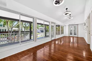 1330 Cherry St NE, Saint Petersburg, FL 33701 - Photo 9