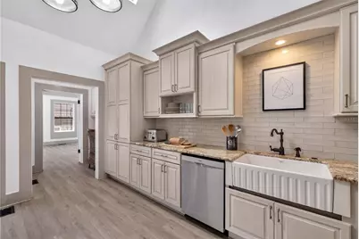 1330 Cherry Street NE, Saint Petersburg, FL 33701 - Photo 19