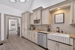 1330 Cherry St NE, Saint Petersburg, FL 33701 - Photo 19