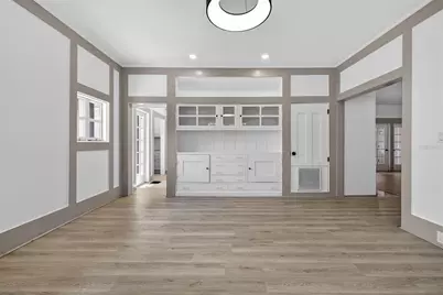 1330 Cherry Street NE, Saint Petersburg, FL 33701 - Photo 21