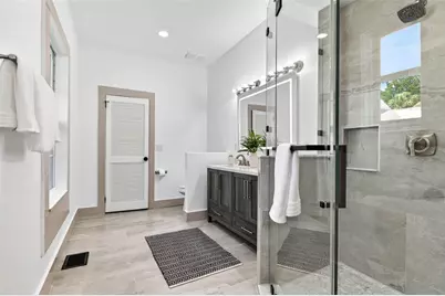 1330 Cherry Street NE, Saint Petersburg, FL 33701 - Photo 29