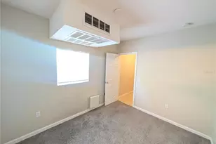 6054 Gibson Ave, Tampa, FL 33617 - Photo 11