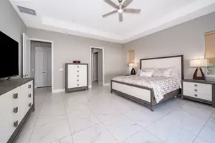 2766 Shannin Dr, Saint Cloud, FL 34771 - Photo 9