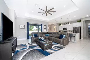 2766 Shannin Dr, Saint Cloud, FL 34771 - Photo 11