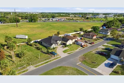 1051 Dunbar Avenue, Sanford, FL 32771 - Photo 9