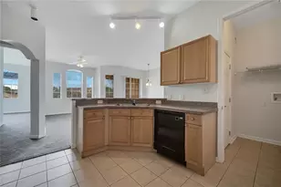 817 Terrace Ridge Cir, Davenport, FL 33896 - Photo 9