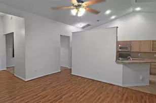 7439 High Lake Dr, Orlando, FL 32818 - Photo 9