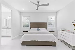 9482 Oglethorpe Dr, Groveland, FL 34736 - Photo 13