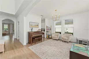 635 Neptune Dr, Groveland, FL 34736 - Photo 5