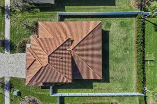 7256 Heather Sound Loop, Wesley Chapel, FL 33545 - Photo 3