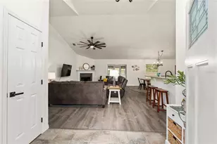 7237 Edmund Ct, Mount Dora, FL 32757 - Photo 11