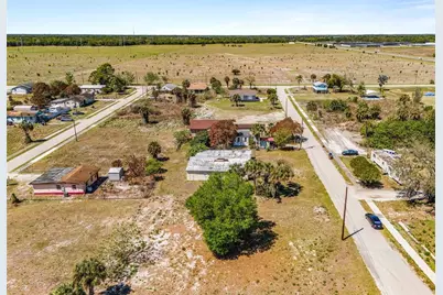 23090 Railroad Avenue, Alva, FL 33920 - Photo 17