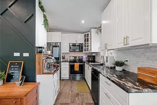 106 E Jinkins Cir, Sanford, FL 32773 - Photo 11