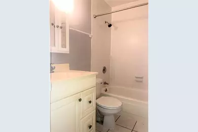 5942 Peregrine Avenue #22C, Orlando, FL 32819 - Photo 9