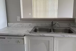 631 Washington Palm Loop, Davenport, FL 33897 - Photo 7