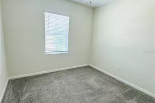 9884 Red Eagle Dr, Orlando, FL 32825 - Photo 13