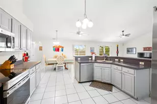 1839 Queen Palm Dr, Apopka, FL 32712 - Photo 5