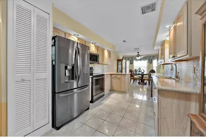 543 Clubhill Drive, Haines City, FL 33844 - Photo 7