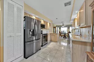 543 Clubhill Dr, Haines City, FL 33844 - Photo 7