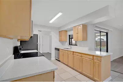 1050 Dishman Loop, Oviedo, FL 32765 - Photo 9