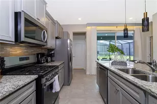 7256 Oakmoss Loop, Davenport, FL 33837 - Photo 9